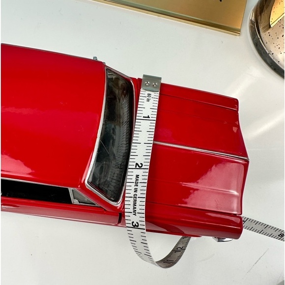 1965 Chevy Malibu SS, Red - Maisto 31258 - 1/24 Scale Diecast Model Toy Car - Picture 11 of 14